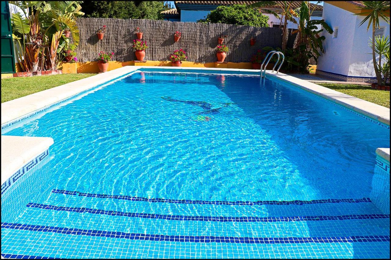 קוניל דה לה פרונטרה Chalet Con Piscina En Roche Viejo מראה חיצוני תמונה