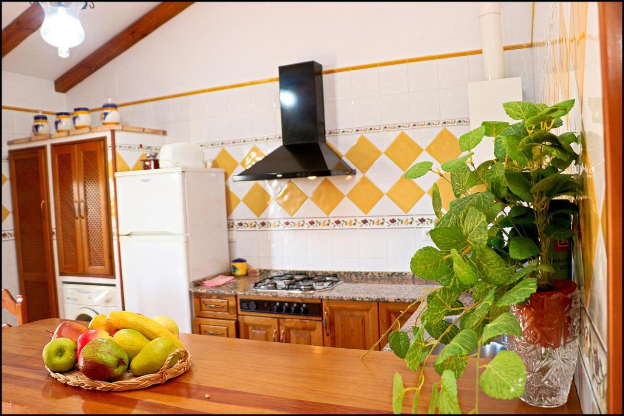 קוניל דה לה פרונטרה Chalet Con Piscina En Roche Viejo מראה חיצוני תמונה