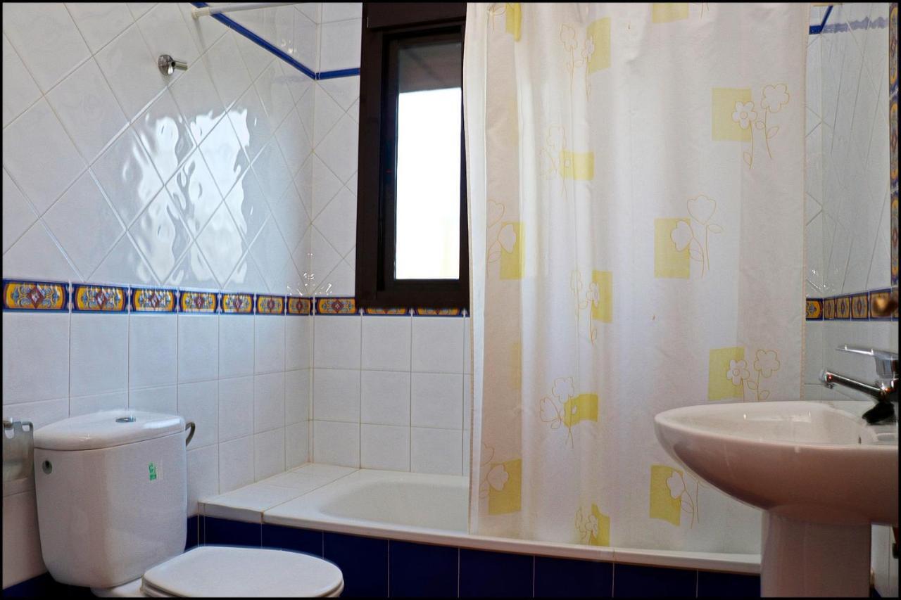 קוניל דה לה פרונטרה Chalet Con Piscina En Roche Viejo מראה חיצוני תמונה